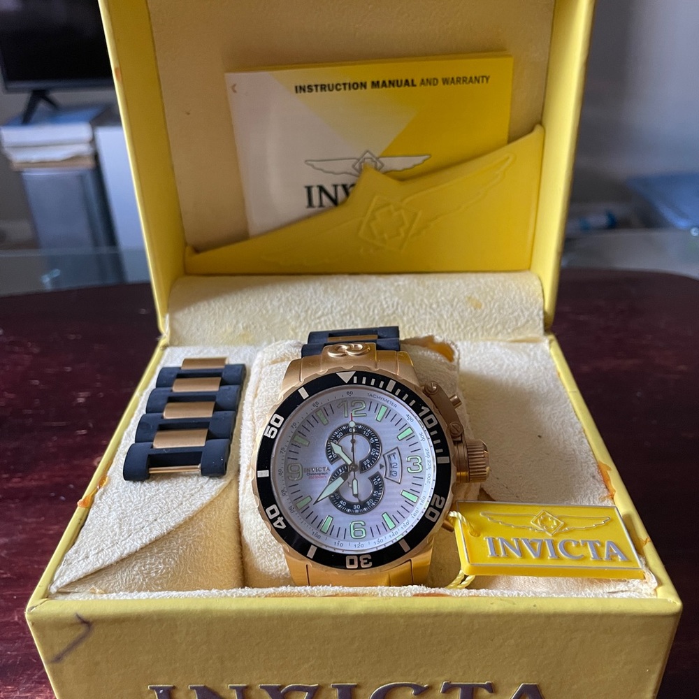 Invicta Curdoba 4899 mens watch.